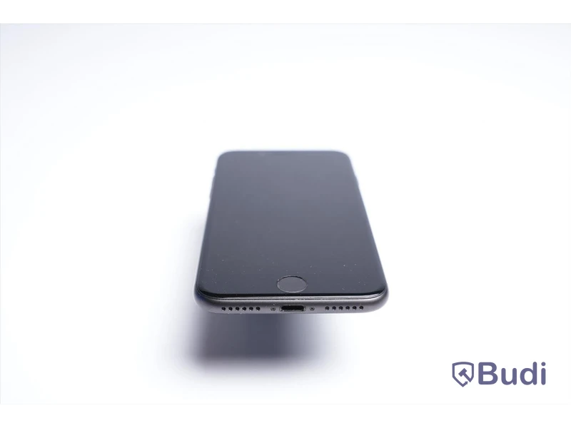 iPhone 8 - 64 GB, 96 procent batterihälsa. Inkl. laddare och hörlurar.