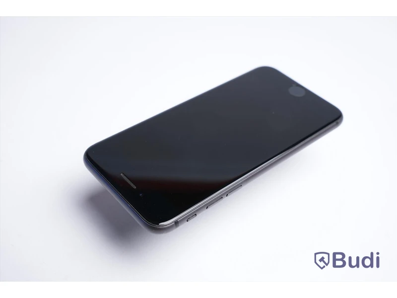 iPhone 8 - 64 GB, 88 procent batterihälsa. Inkl. laddare.