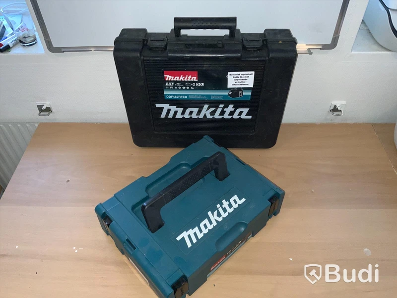 2st tomma lådor, Makita