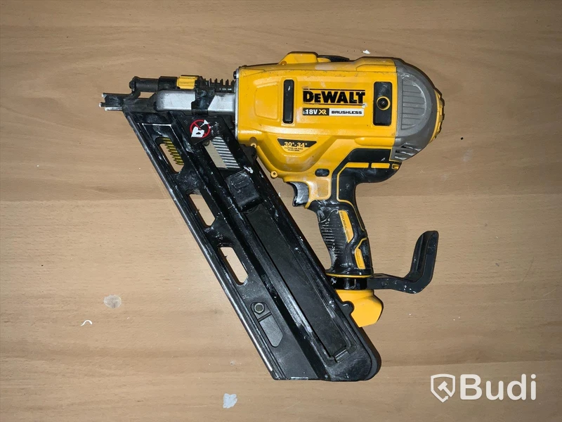 Spikpistol, DeWALT.