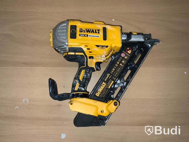 Spikpistol, DeWALT.