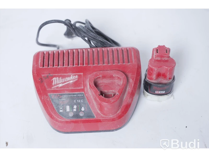 Milwaukee M12 CHZ Tigersåg med två batteri och laddare