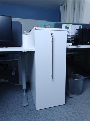 Förvaringsmöbel AJ (Ca mått D80 x B40 x H100 cm)