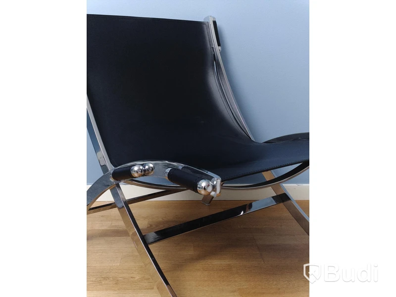 Fåtölj (Ca mått B60 x H78 cm)