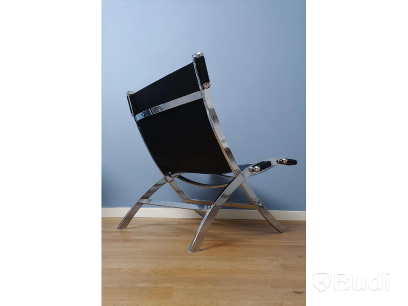 Fåtölj (Ca mått B60 x H78 cm)