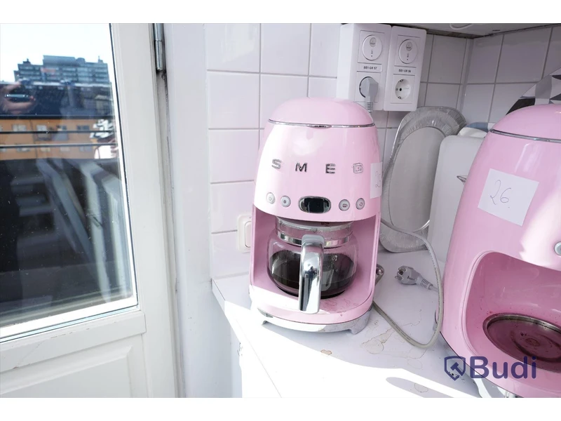 Smeg Kaffebryggare Rosa