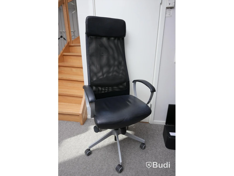 Skrivbordstol IKEA Markus med armstöd