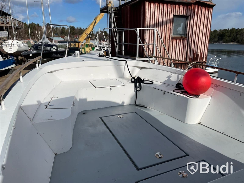 Finsk aluminiumbåt -98 med volvo penta motor
