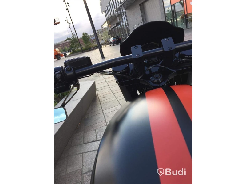 Harley Davidson Nightrod Special | 2011 | Airride