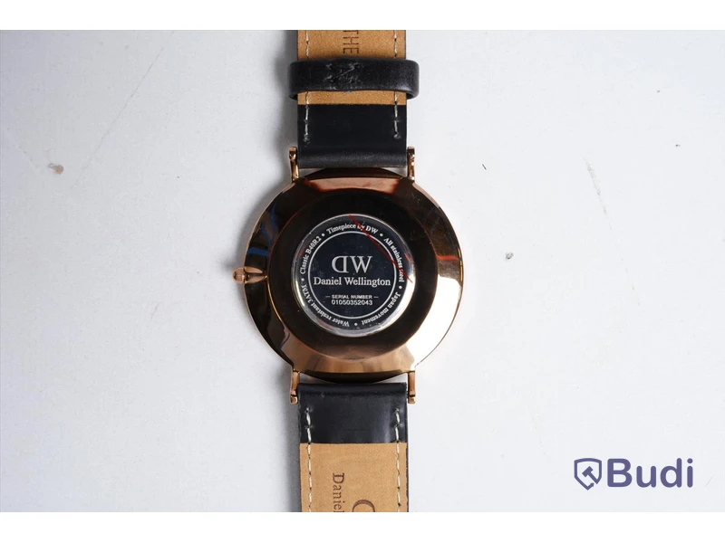 Klocka - Classic Sheffield från Daniel Wellington