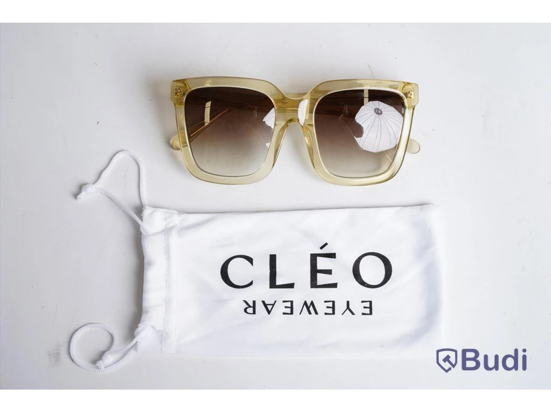 Solglasögon från CLEO EYEWEAR