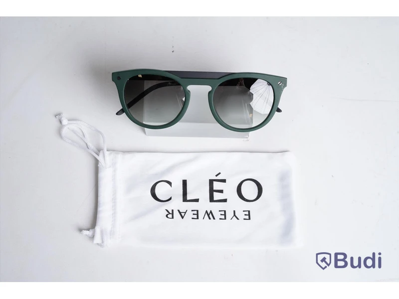 Solglasögon från CLEO EYEWEAR
