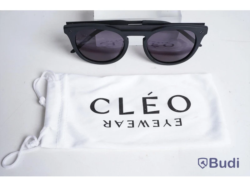 Solglasögon från CLEO EYEWEAR