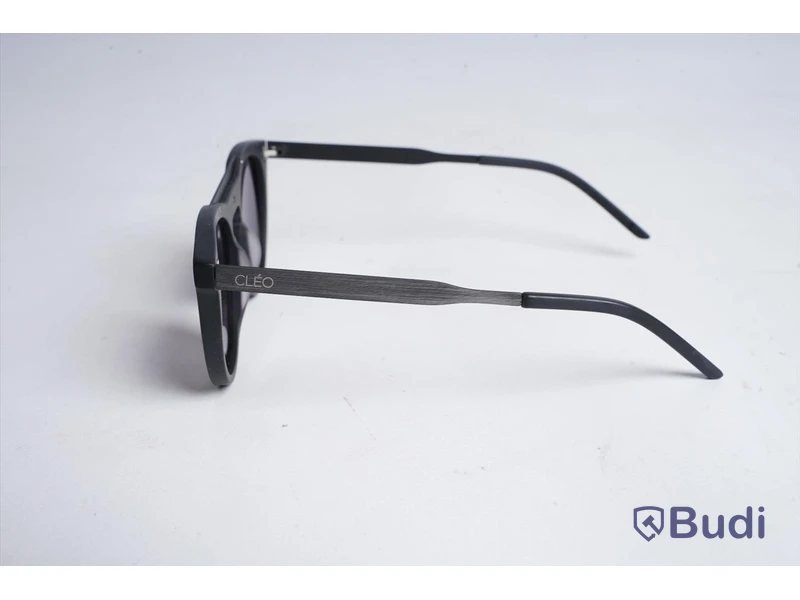 Solglasögon från CLEO EYEWEAR