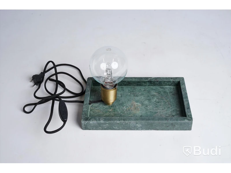 Bordslampa - Watt & VEKE
