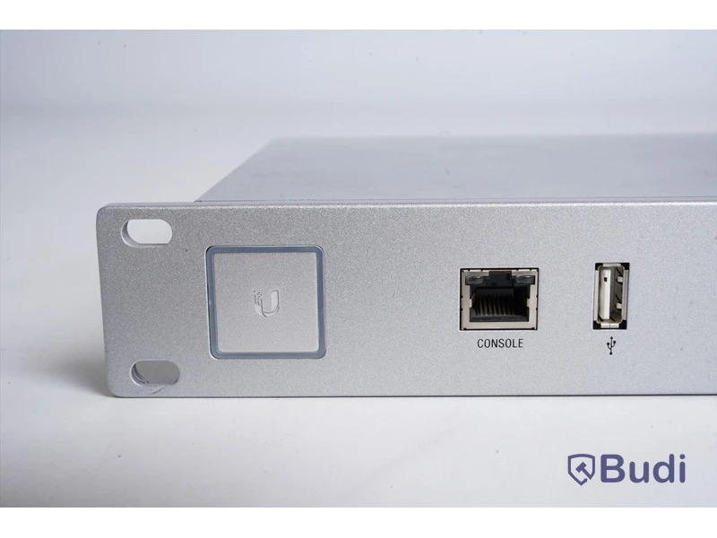 Brandvägg - Router - Ubiquiti UniFi ® Security Gateway Pro , SKU:  USG-PRO-4