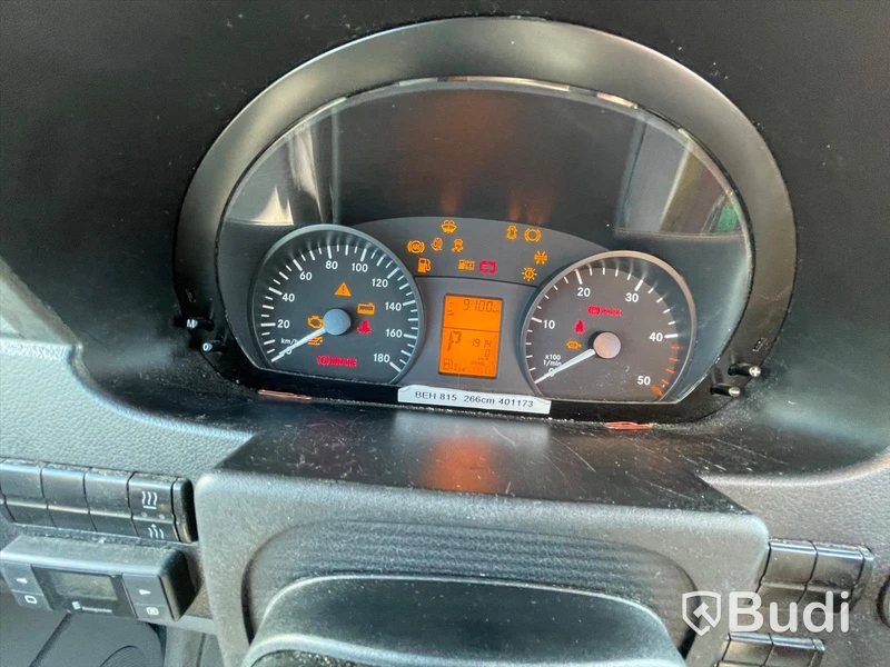 Lättlastbil Mercedes-Benz Sprinter 906 RENOVERINGSOBJEKT