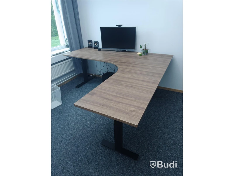 Höj och sänkbart skrivbord - ROLERGO
