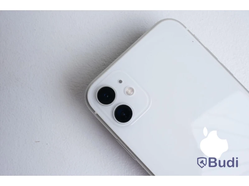 iPhone 11 - 64 GB, 99 procent batterihälsa