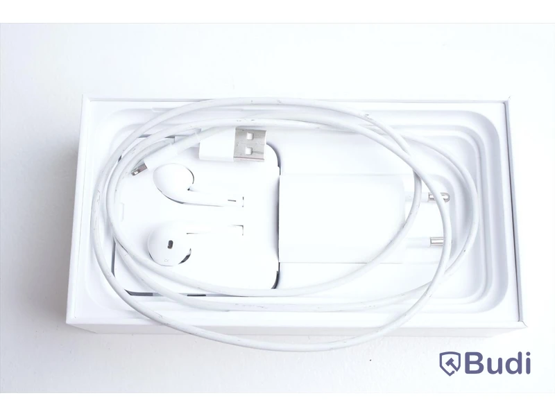 iPhone 11 - 64 GB, 84 procent batterihälsa