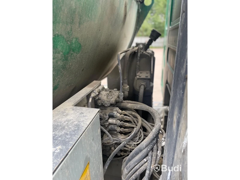 Lastbil Volvo FE 340 6x2 Sidlastare -2013