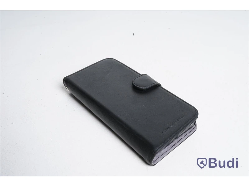 iPhone 11 - 128 GB, 84 procent batterihälsa, Operatör Tele2