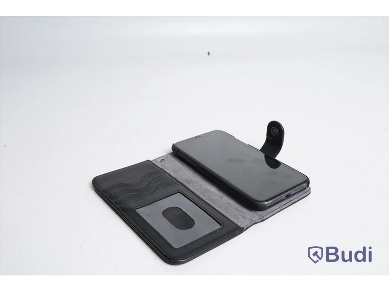iPhone 11 - 128 GB, 84 procent batterihälsa, Operatör Tele2