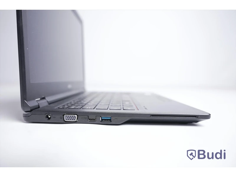 Bärbar dator laptop - Fujitsu Lifebook E5410 i5, inkl. strömsladd, mindre bruksslitage