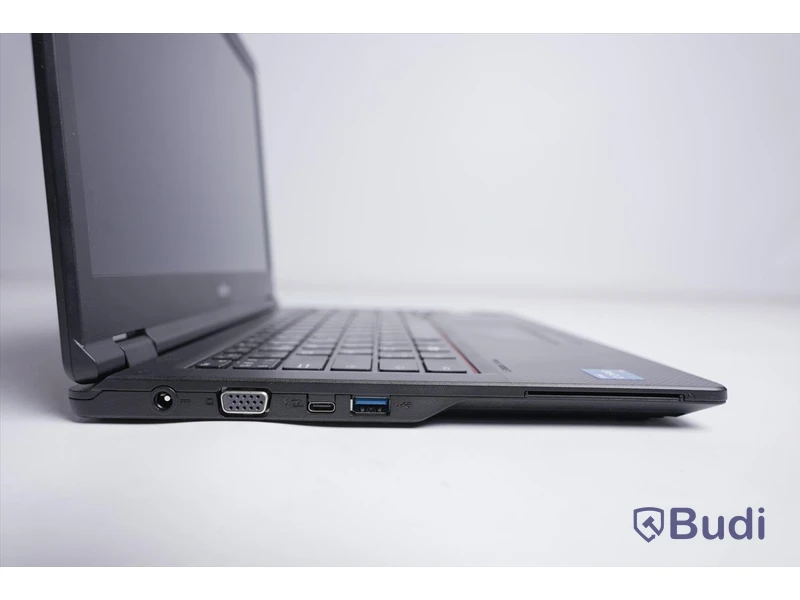 Bärbar dator laptop - Fujitsu Lifebook E5411 i5, inkl. strömsladd, mindre bruksslitage