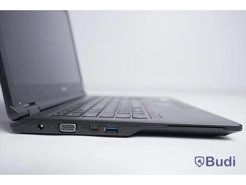 Bärbar dator laptop - Fujitsu Lifebook E5410 i5, inkl. strömsladd, mindre bruksslitage