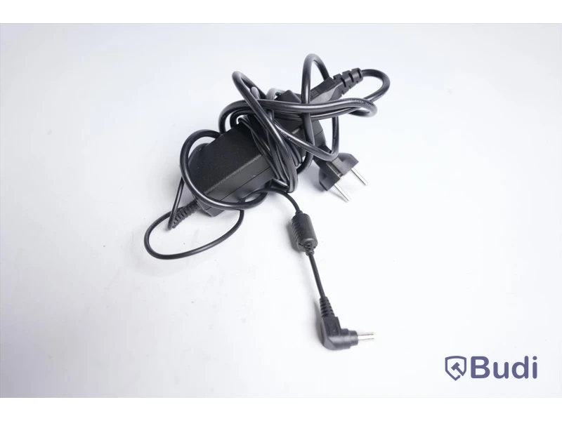Bärbar dator laptop - Fujitsu Lifebook E5410 i5, inkl. strömsladd, mindre bruksslitage