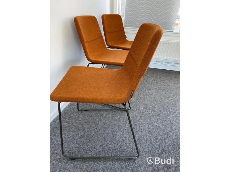 Konferensstol Orange, 9 st, Märke Narbutas