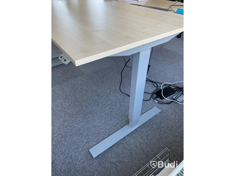 Elektriskt höj och sänkbart skrivbord 160x80