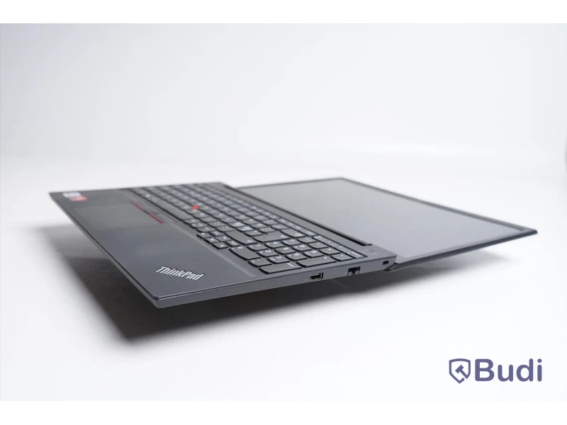 Bärbar dator/laptop - Lenovo ThinkPad E15, Intel Core i7, DDR4 16 384 MB, NVMe 476 GB.