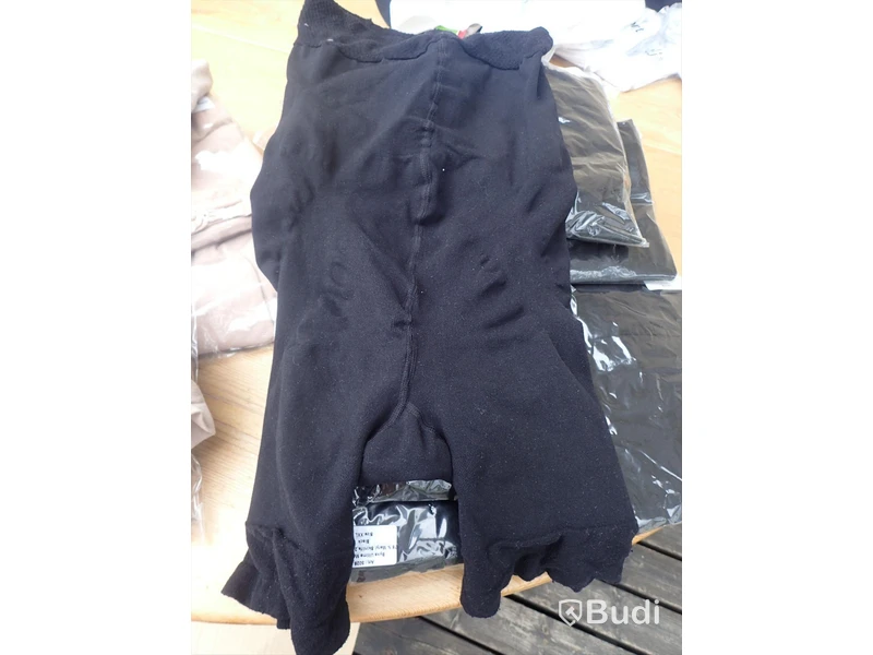 Stödstrumpor & Trosgördlar Ultima max, Freeform shapewear, Macom
