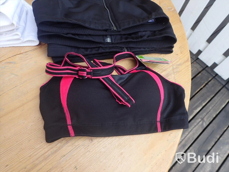 Sommarklänningar, Bikini med mera. Moving comfort, Phax swimwear