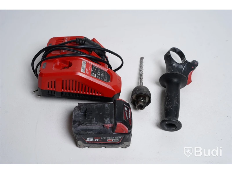 Dammutsug Milwaukee M18 CDEX inkl. tillbehör, låda ej original.