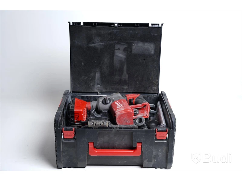 Borrhammare Milwaukee M18 CHX inkl. originallåda och tillbehör.