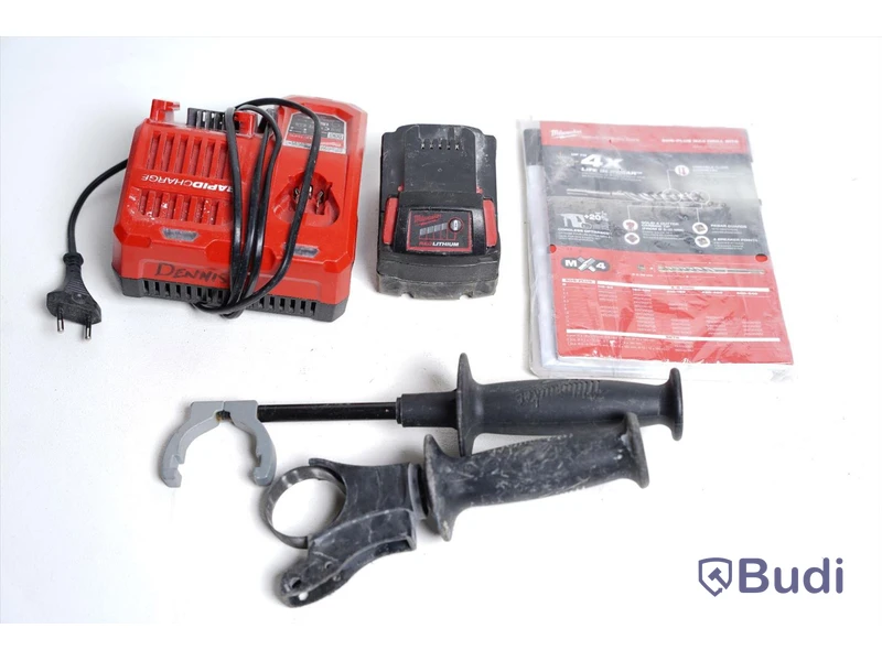 Borrhammare Milwaukee M18 CHX inkl. originallåda och tillbehör.