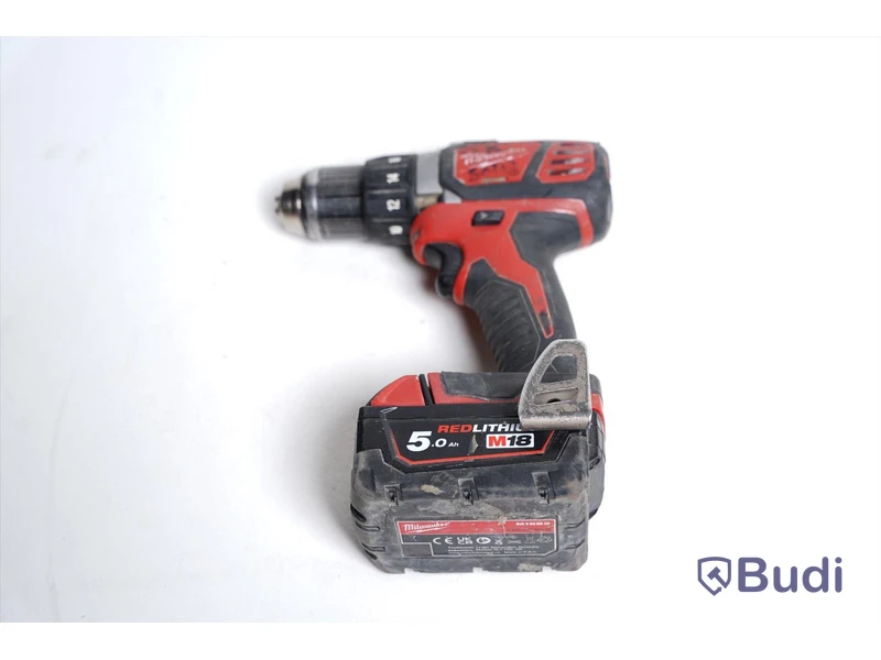 Skruvdragare Milwaukee M18 BDD inkl. originallåda och tillbehör.