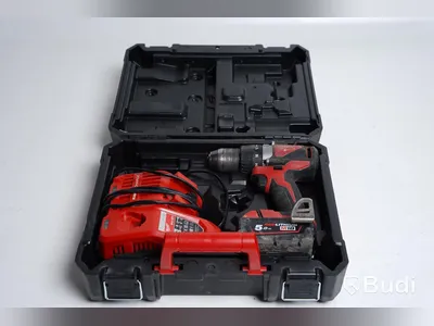 Skruvdragare Milwaukee M18 BLDD2 inkl. tillbehör.