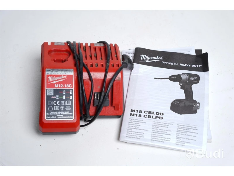 Skruvdragare Milwaukee M18 ONEDD2 inkl. tillbehör.