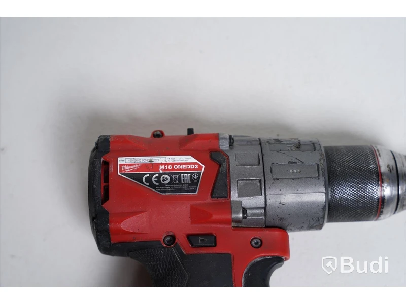 Skruvdragare Milwaukee M18 ONEDD2 inkl. tillbehör.