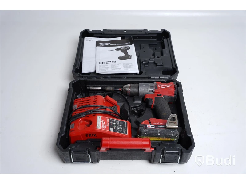 Skruvdragare Milwaukee M18 ONEDD2 inkl. tillbehör.