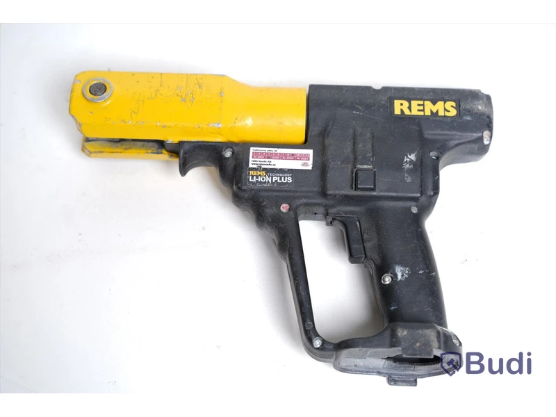 Tryckmaskin Rems R220, Akku-Press ACC Li-lon Basic-P, inkl. tillbehör.