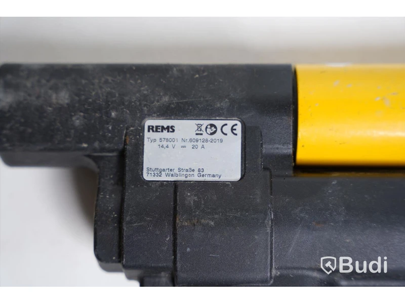 Tryckmaskin Rems modell R220, Akku-Press ACC Li-lon Basic-P, inkl. tillbehör.