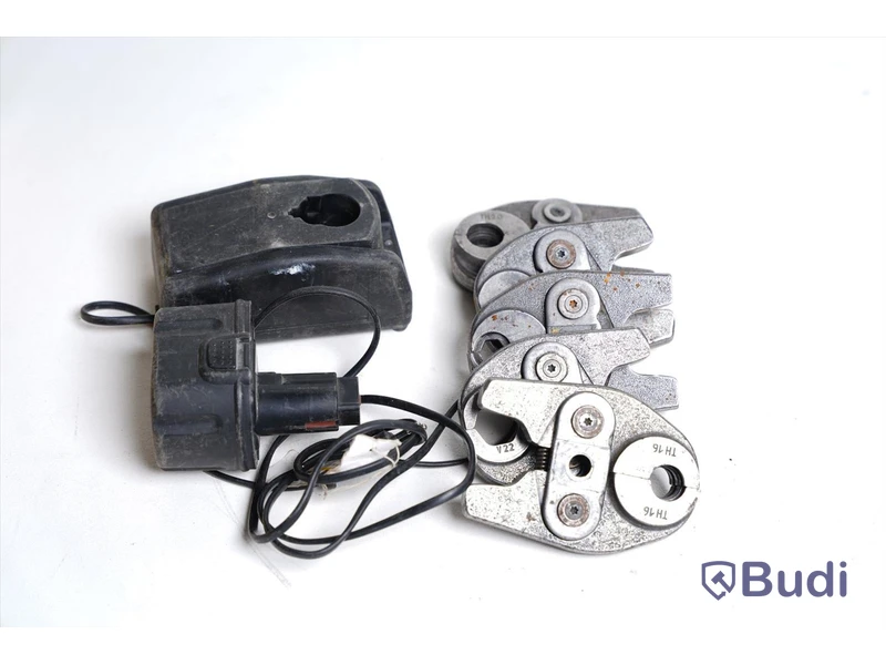 Tryckmaskin Rems modell R220, Akku-Press ACC Li-lon Basic-P, inkl. tillbehör.