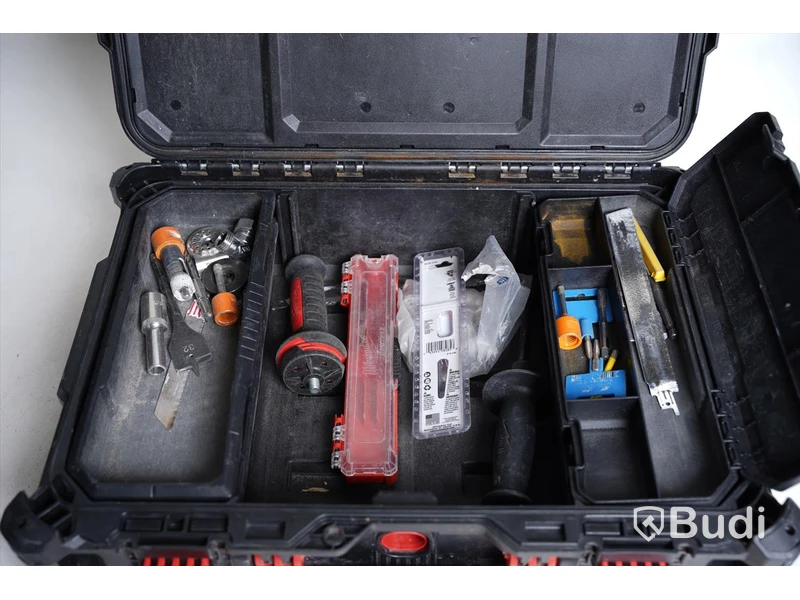 Låda Milwaukee Packout inkl. verktyg.