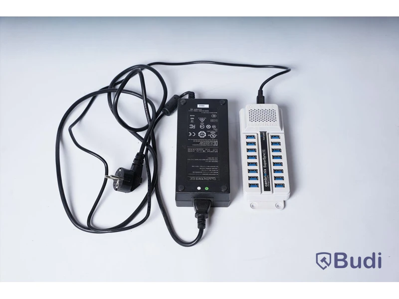USB Laddningsstation Combrionix SuperSync 15, Modell: CBX1167V2