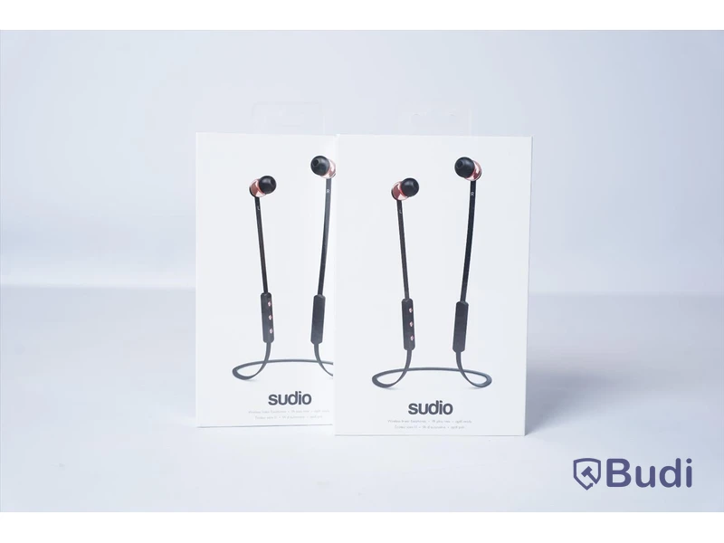 Trådlösa hörlurar 2st - Sudio, Vasa blå, Svarta. Ny, Obruten förpackning.